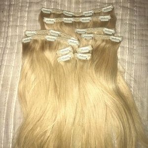Barefoot blonde hair extensions
